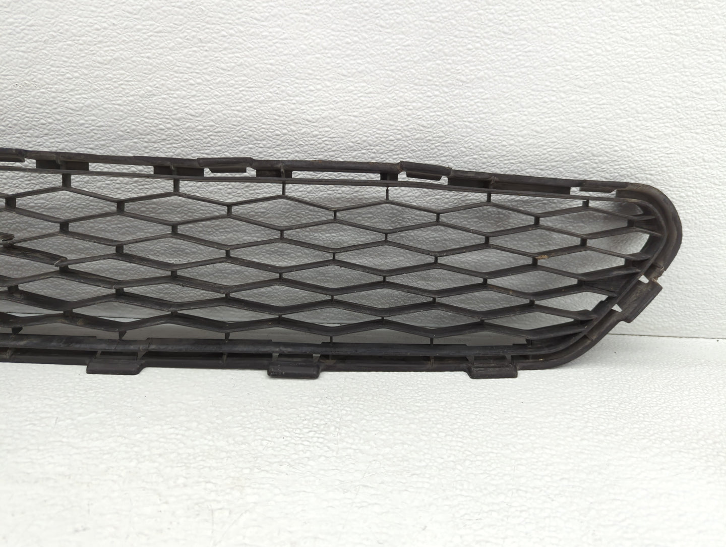 2011-2014 Bmw X3 Front Grille Bumper Not Included - Oemusedautoparts1.com