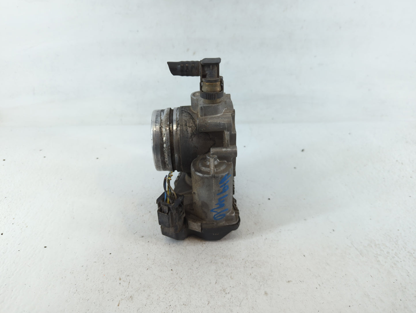 2013-2017 Bmw X3 Throttle Body P/N:1354 7588625-02 A2C53355204 Fits Fits 2012 2013 2014 2015 2016 2017 2018 OEM Used Auto Pa