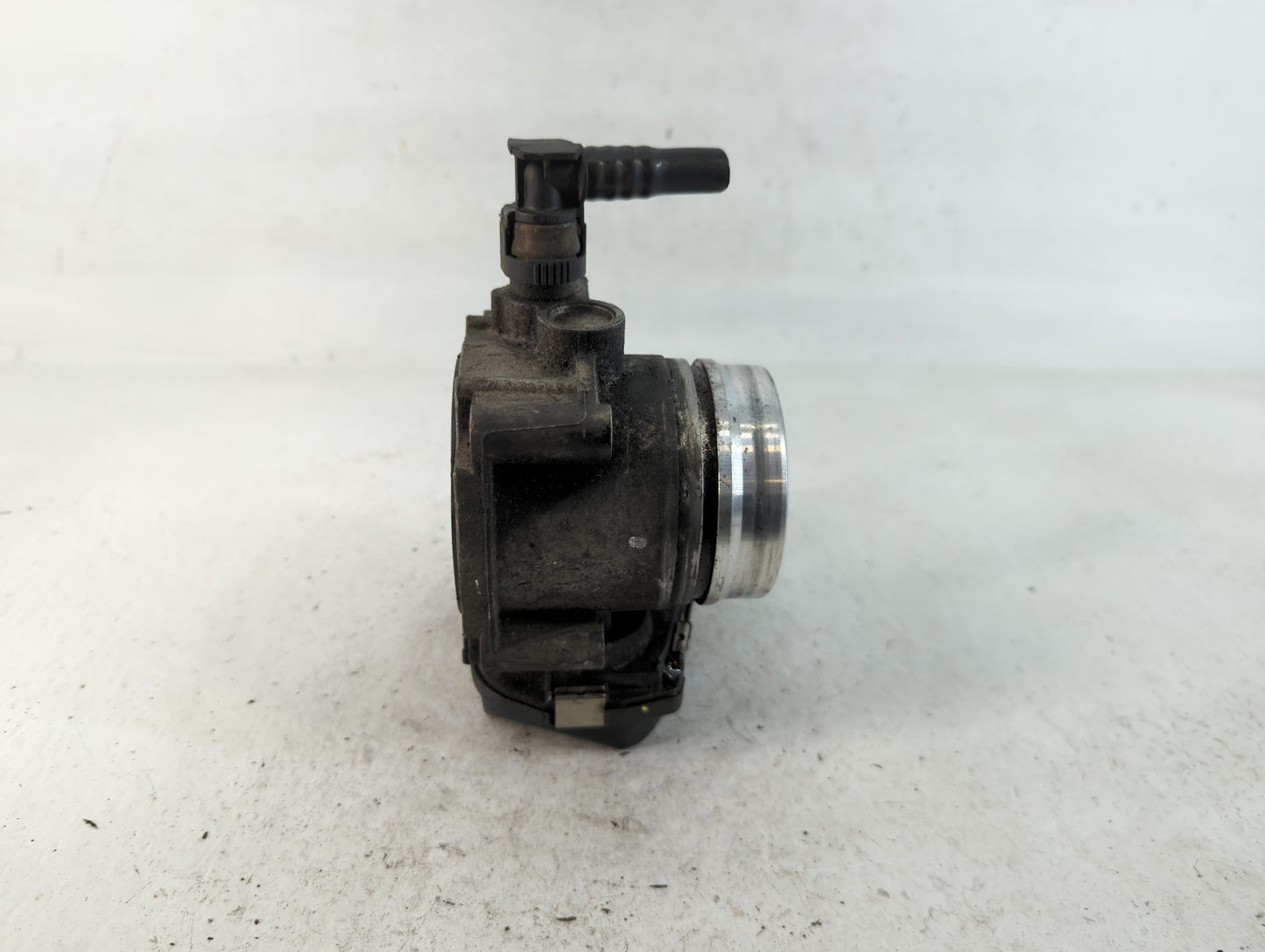 2013-2017 Bmw X3 Throttle Body P/N:1354 7588625-02 Fits Fits 2012 2013 2014 2015 2016 2017 2018 OEM Used Auto Parts - Oemuse