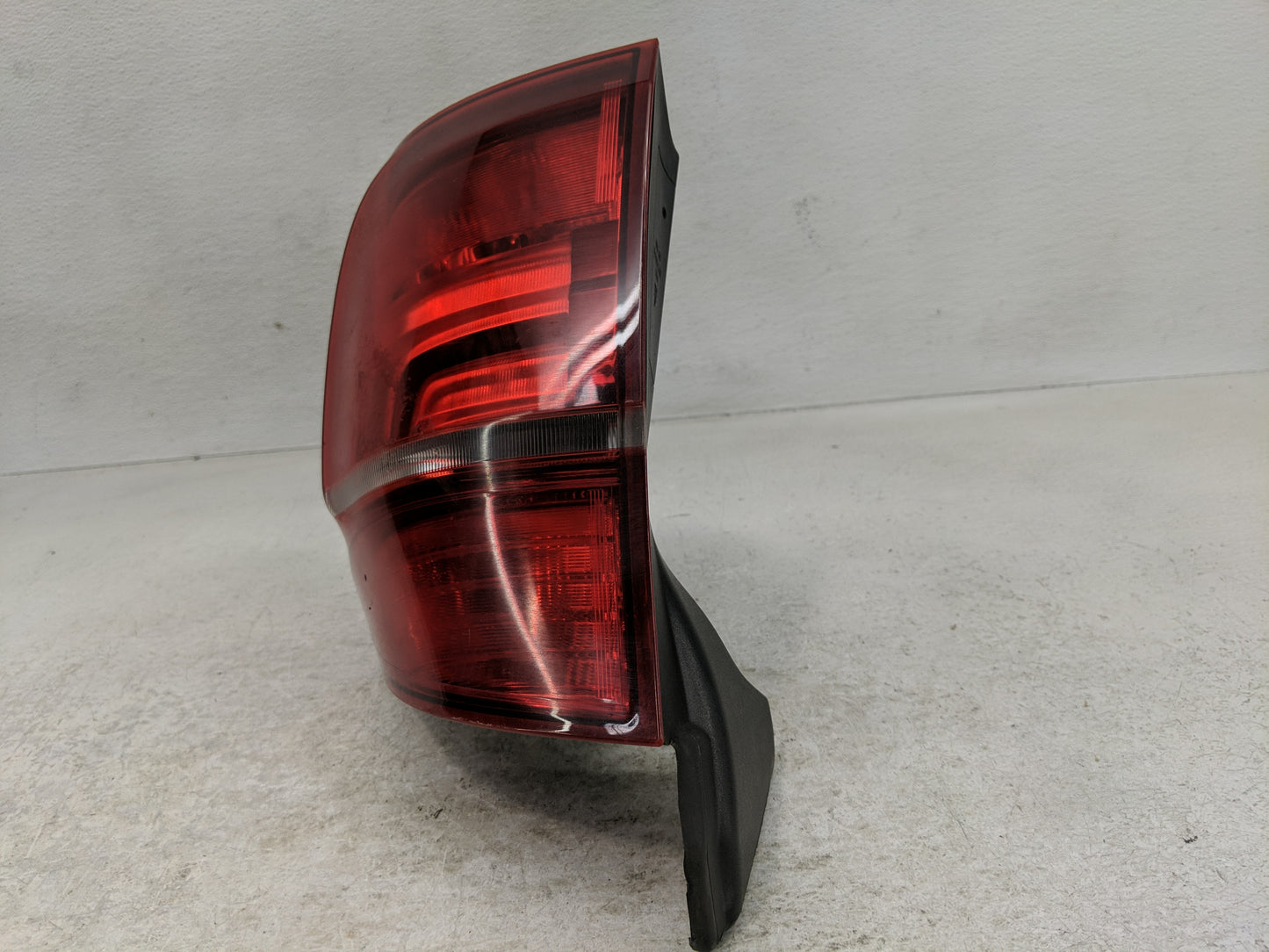 2011-2013 Bmw X5 Tail Light Assembly Passenger Right OEM Fits Fits 2011 2012 2013 OEM Used Auto Parts - Oemusedautoparts1.co