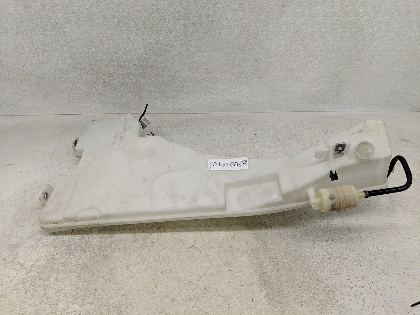 2007-2013 Bmw X5 Windshield Washer Fluid Reservoir Bottle Oem - Oemusedautoparts1.com