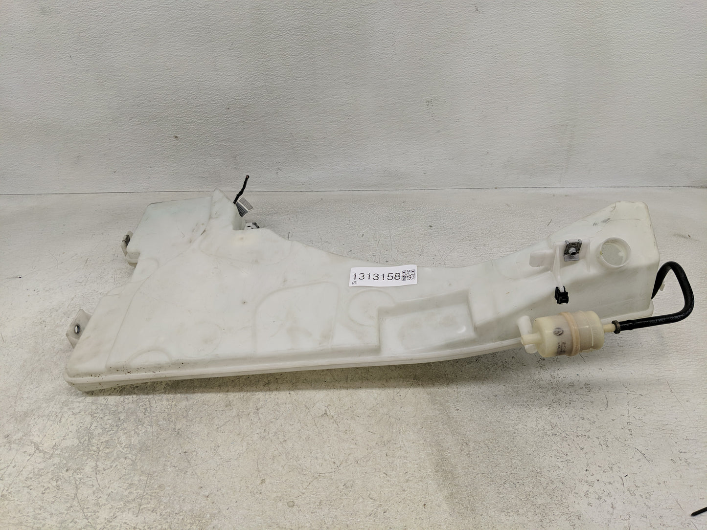 2007-2013 Bmw X5 Windshield Washer Fluid Reservoir Bottle Oem - Oemusedautoparts1.com