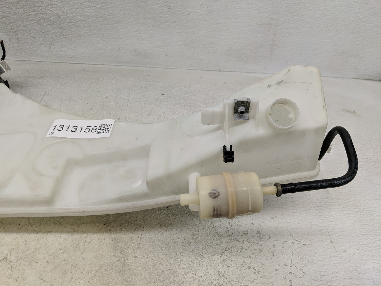 2007-2013 Bmw X5 Windshield Washer Fluid Reservoir Bottle Oem - Oemusedautoparts1.com