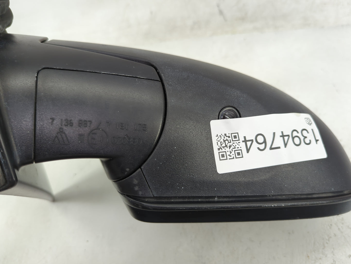 2010-2013 Bmw X5 Driver Side View Mirror - Left Door Mirror OEM Used - Oemusedautoparts1.com