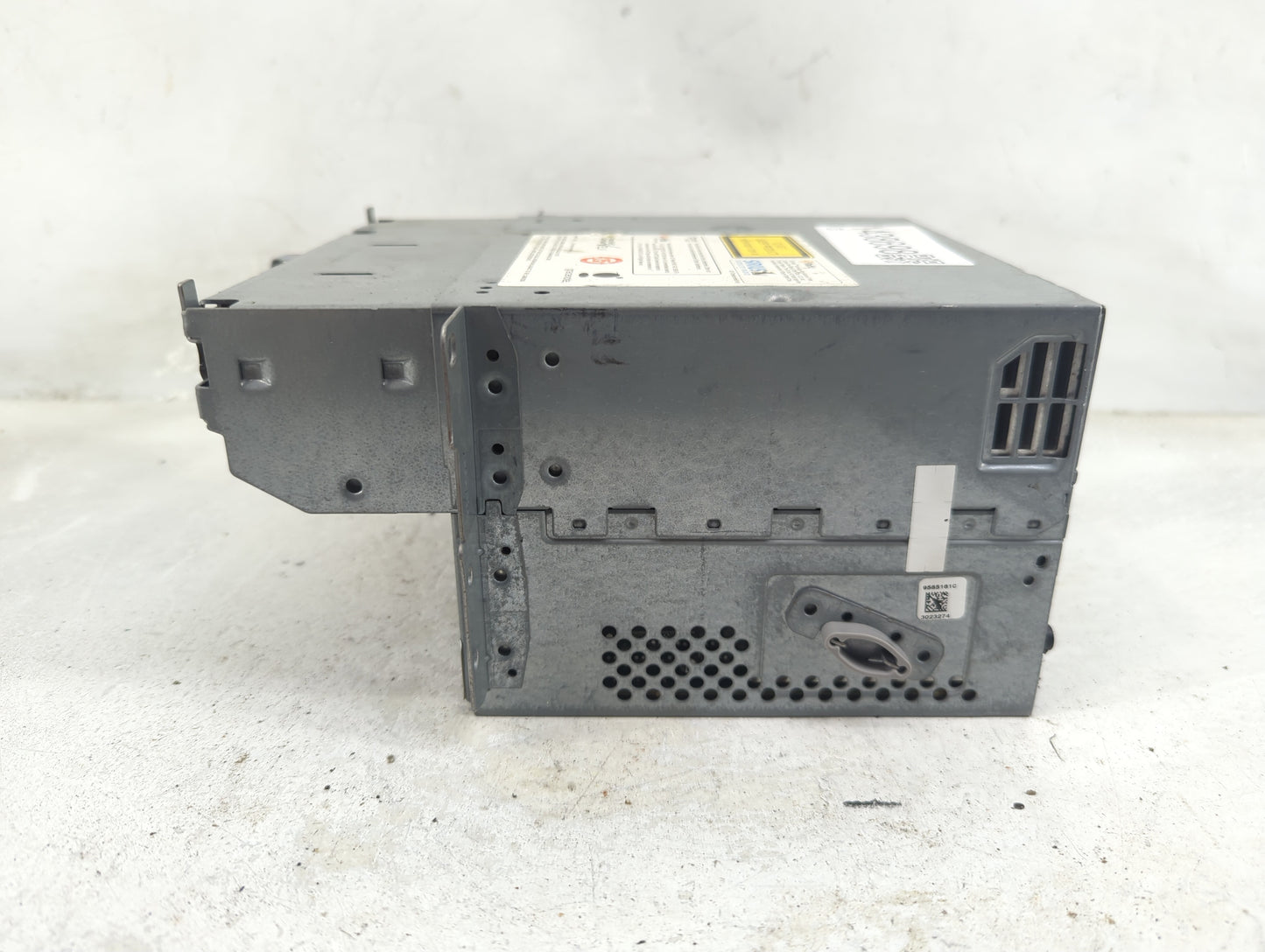 2011-2013 Bmw X5 Radio AM FM Cd Player Receiver Replacement P/N:927807501 Fits Fits 2011 2012 2013 2014 OEM Used Auto Parts 