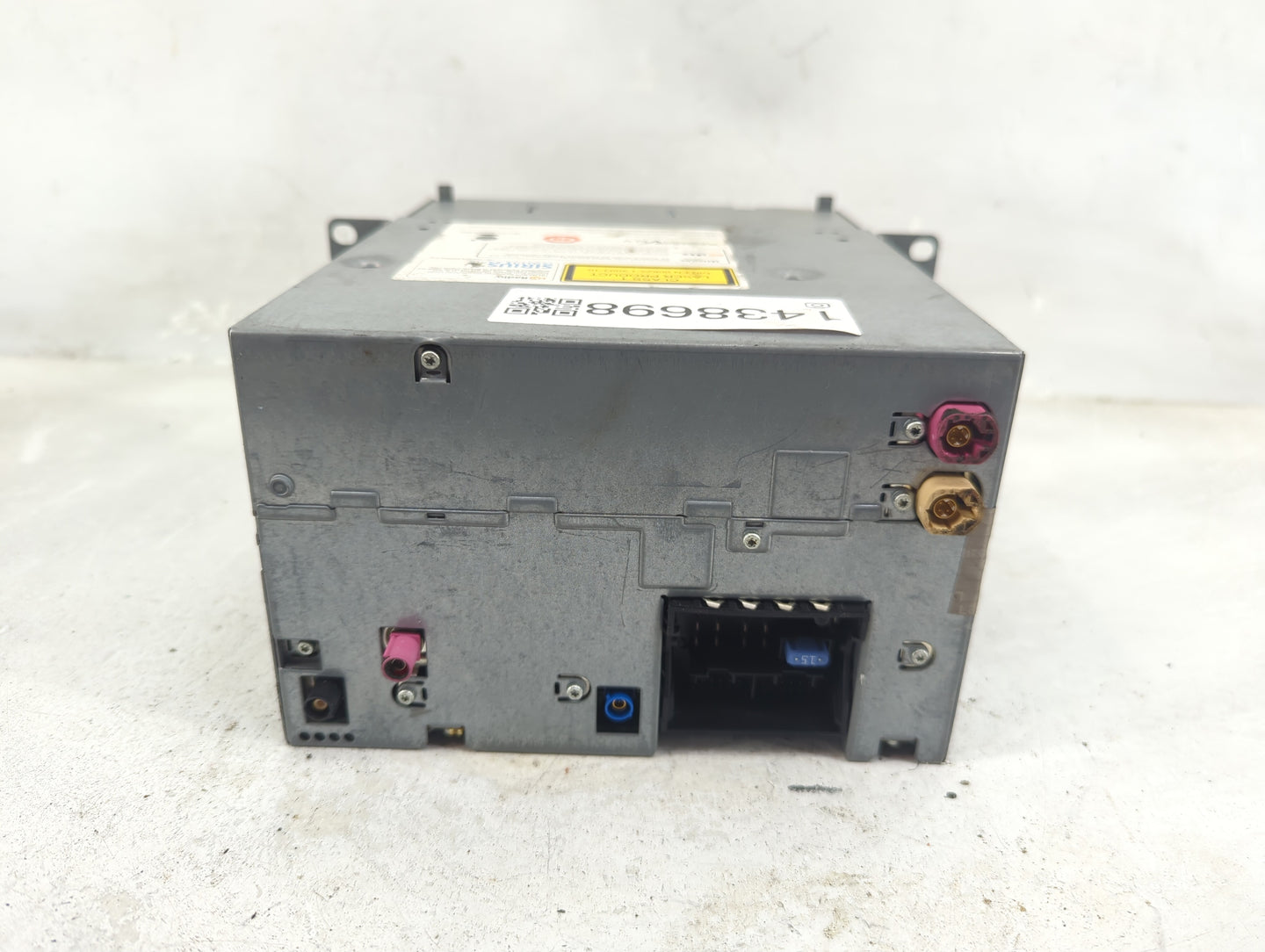 2011-2013 Bmw X5 Radio AM FM Cd Player Receiver Replacement P/N:927807501 Fits Fits 2011 2012 2013 2014 OEM Used Auto Parts 