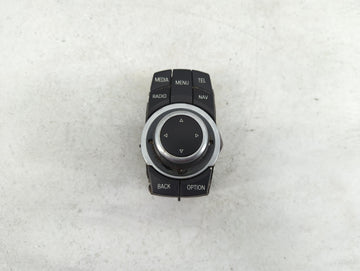 2013 Bmw X5 Radio AM FM Cd Player Receiver Replacement P/N:9285443 033625109, 2212000109938003 Fits OEM Used Auto Parts - Oe