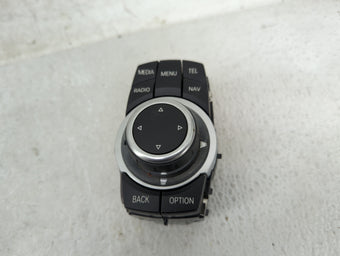 compare product 2013 Bmw X5 Radio AM FM Cd Player Receiver Replacement P/N:9334611 033625109 Fits OEM Used Auto Parts