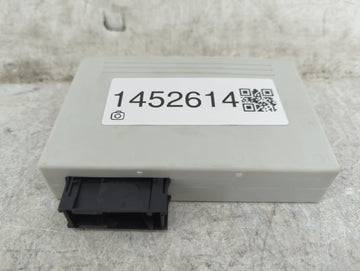2007-2013 Bmw X5 Body Control Module Bcm Inner Cabin Fuse Box - Oemusedautoparts1.com