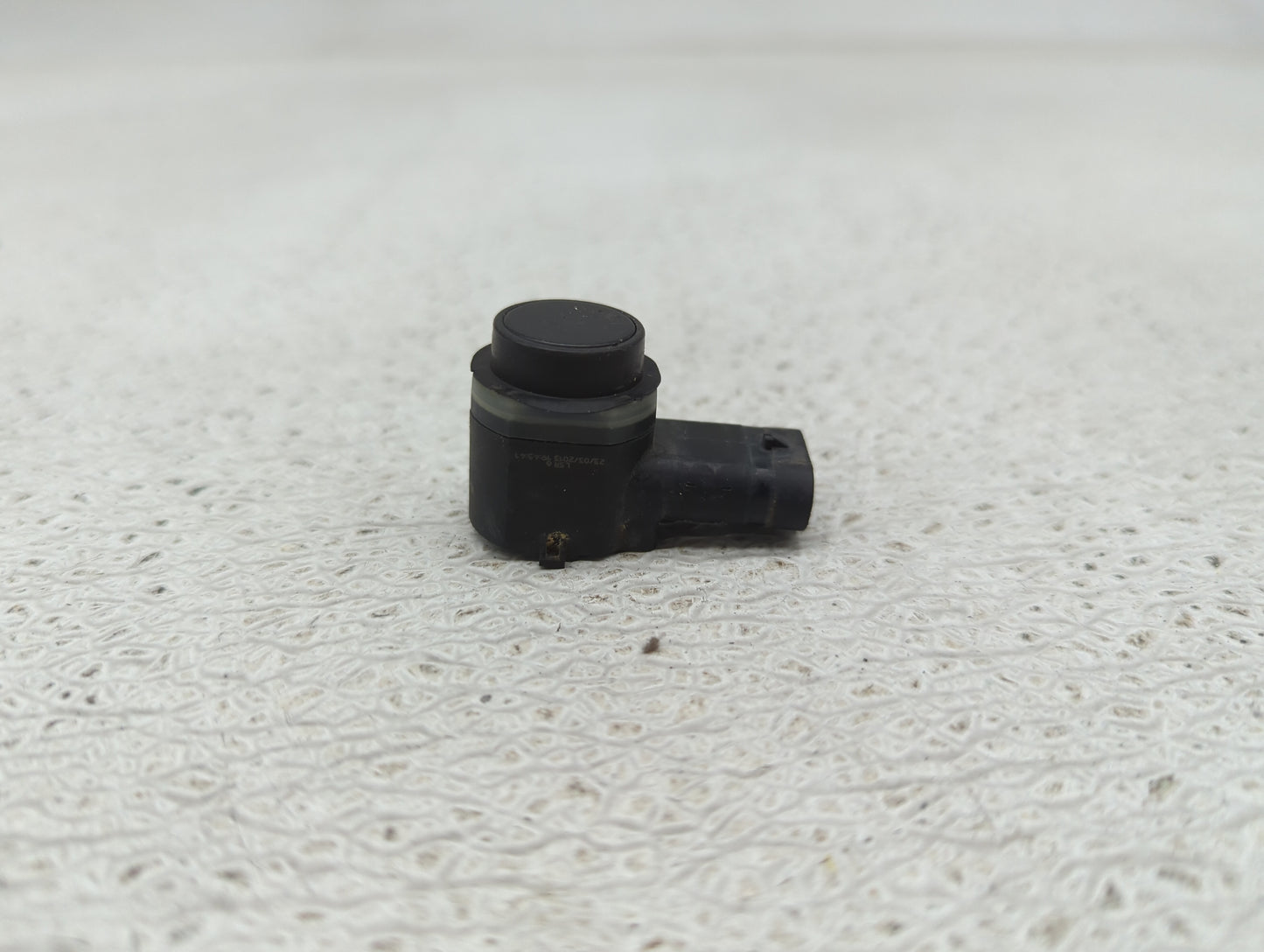 2013 Bmw X5 Front Park Assist Sensor Black - Oemusedautoparts1.com