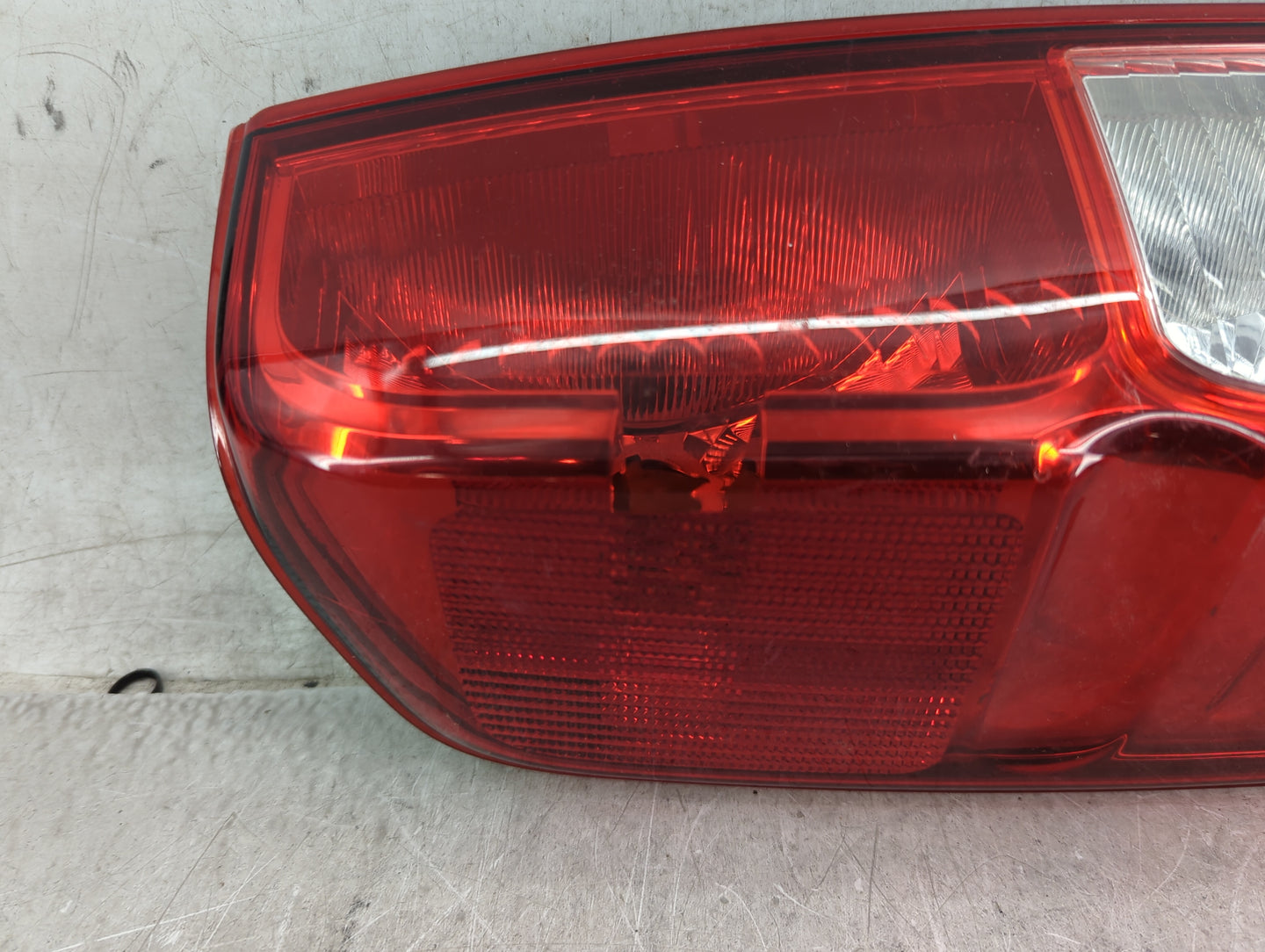 2011-2013 Bmw X5 Tail Light Assembly Driver Left OEM P/N:949 625 Fits Fits 2011 2012 2013 OEM Used Auto Parts - Oemusedautop