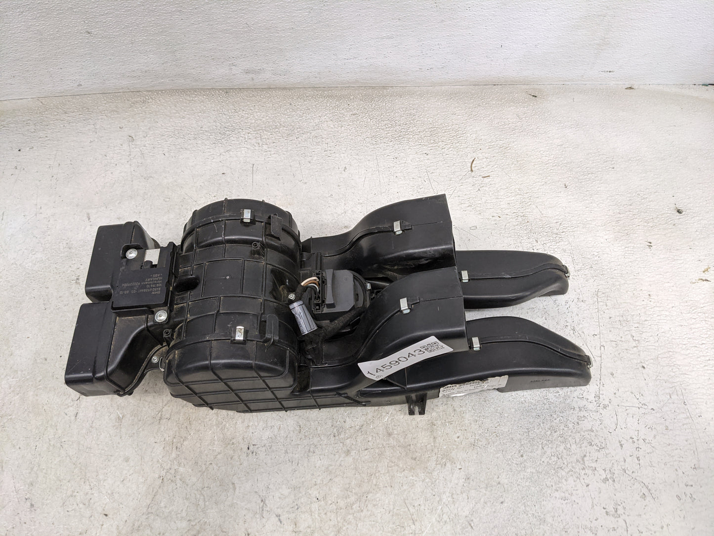 2007-2013 Bmw X5 Heater AC Blower Motor P/N:6411-6947554-09 8450 6928461-03 Fits Fits 2007 2008 2009 2010 2011 2012 2013 OEM