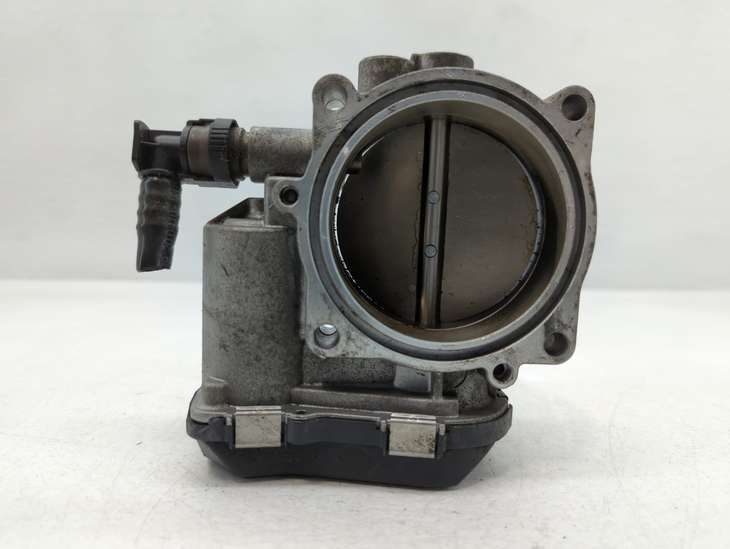 2011-2018 Bmw X5 Throttle Body P/N:1354 7597871-01 Fits Fits 2010 2011 2012 2013 2014 2015 2016 2017 2018 2019 2020 OEM Used