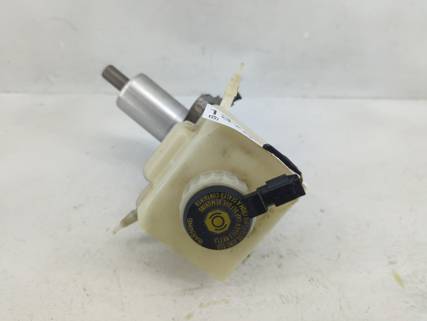 2008-2019 Bmw X6 Brake Master Cylinder - Oemusedautoparts1.com