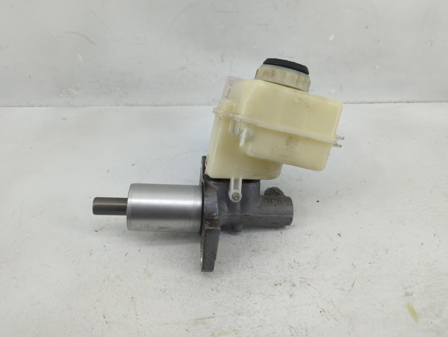 2008-2019 Bmw X6 Brake Master Cylinder - Oemusedautoparts1.com
