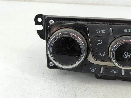 2013 Buick Enclave Climate Control Module Temperature AC/Heater Replacement P/N:23140662 Fits OEM Used Auto Parts