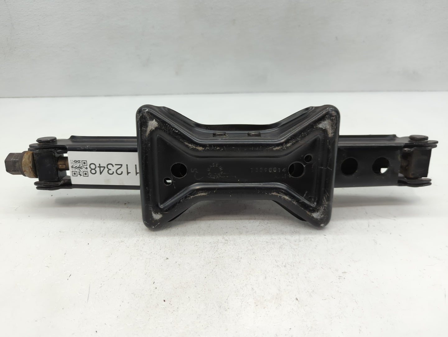 2013 Buick Enclave Spare Scissor Car Jack - Oemusedautoparts1.com