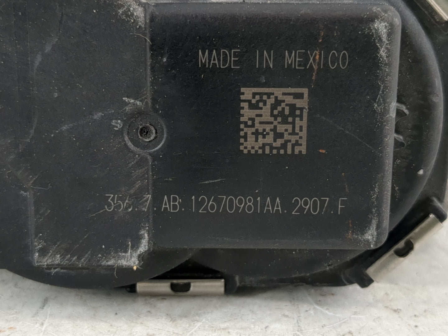 2012-2020 Buick Enclave Throttle Body P/N:12670981AA Fits Fits 2012 2013 2014 2015 2016 2017 2018 2019 2020 2021 2022 OEM Us