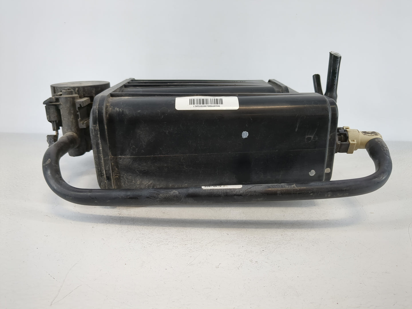 2013 Buick Enclave Fuel Vapor Charcoal Canister - Oemusedautoparts1.com