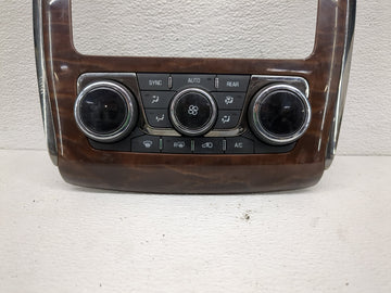 2013 Buick Enclave Climate Control Module Temperature AC/Heater Replacement P/N:23120467 Fits OEM Used Auto Parts