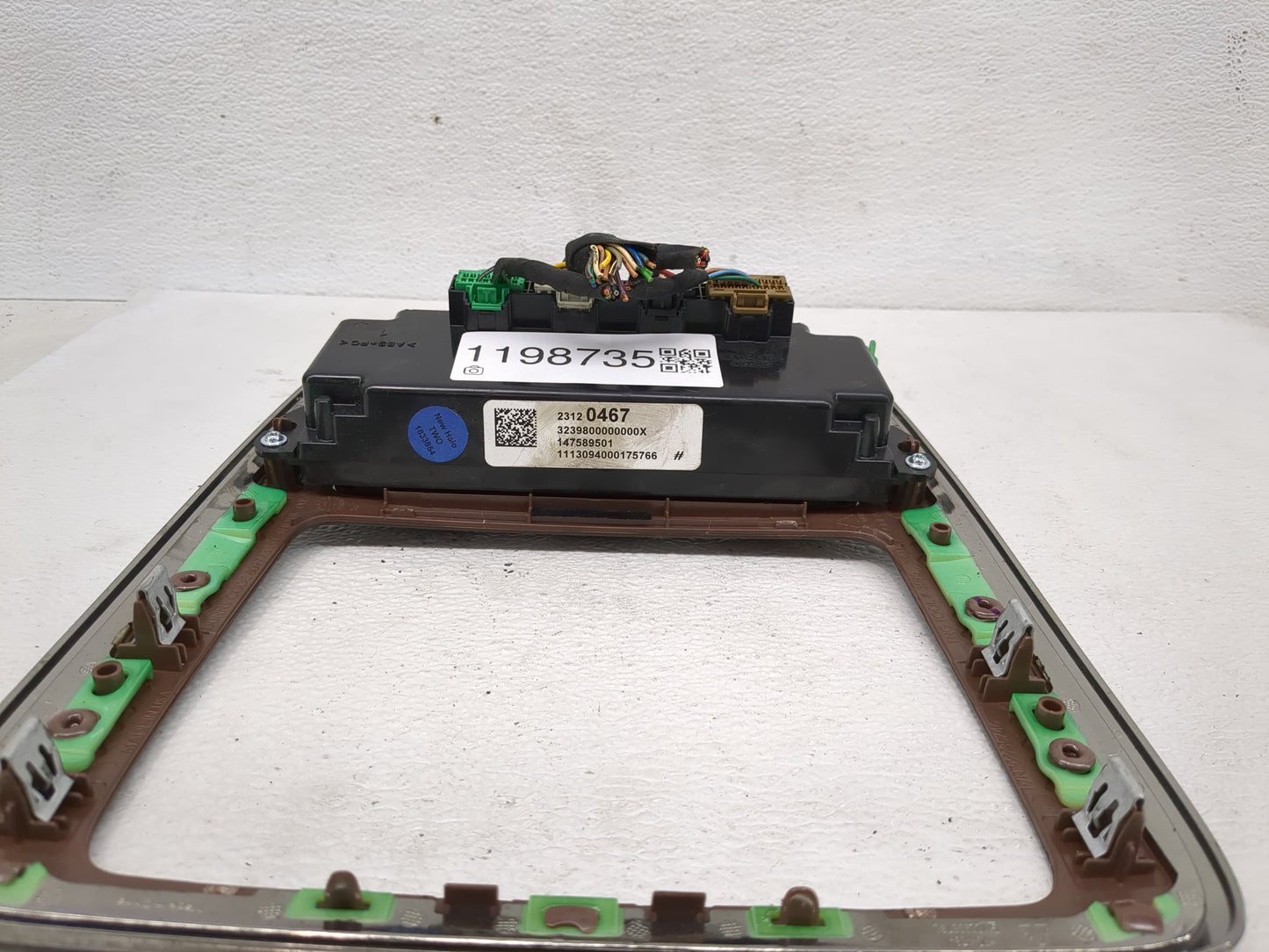 2013 Buick Enclave Climate Control Module Temperature AC/Heater Replacement P/N:23120467 Fits OEM Used Auto Parts - Oemuseda