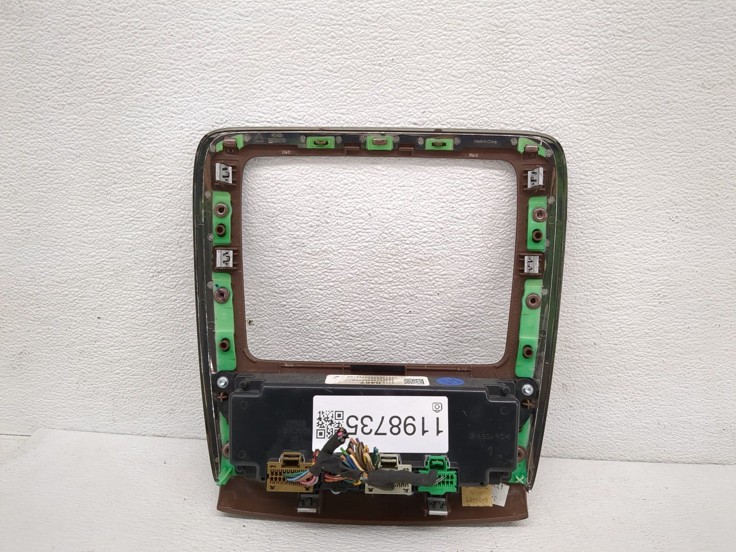 2013 Buick Enclave Climate Control Module Temperature AC/Heater Replacement P/N:23120467 Fits OEM Used Auto Parts - Oemuseda
