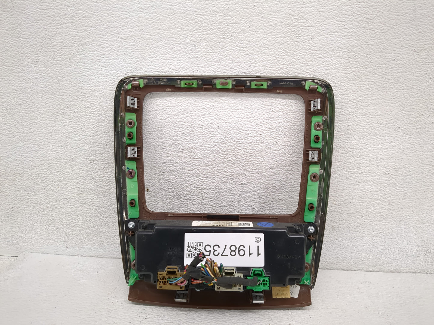 2013 Buick Enclave Climate Control Module Temperature AC/Heater Replacement P/N:23120467 Fits OEM Used Auto Parts - Oemuseda