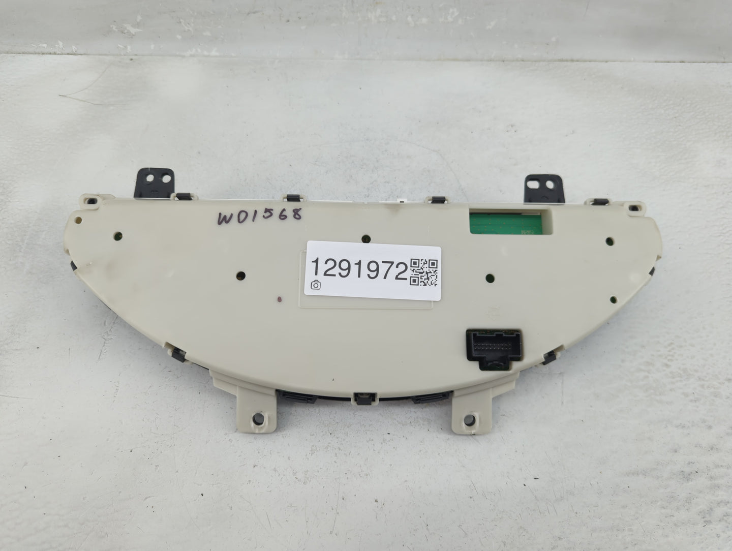 2013 Buick Enclave Instrument Cluster Speedometer Gauges P/N:1370166 Fits OEM Used Auto Parts - Oemusedautoparts1.com