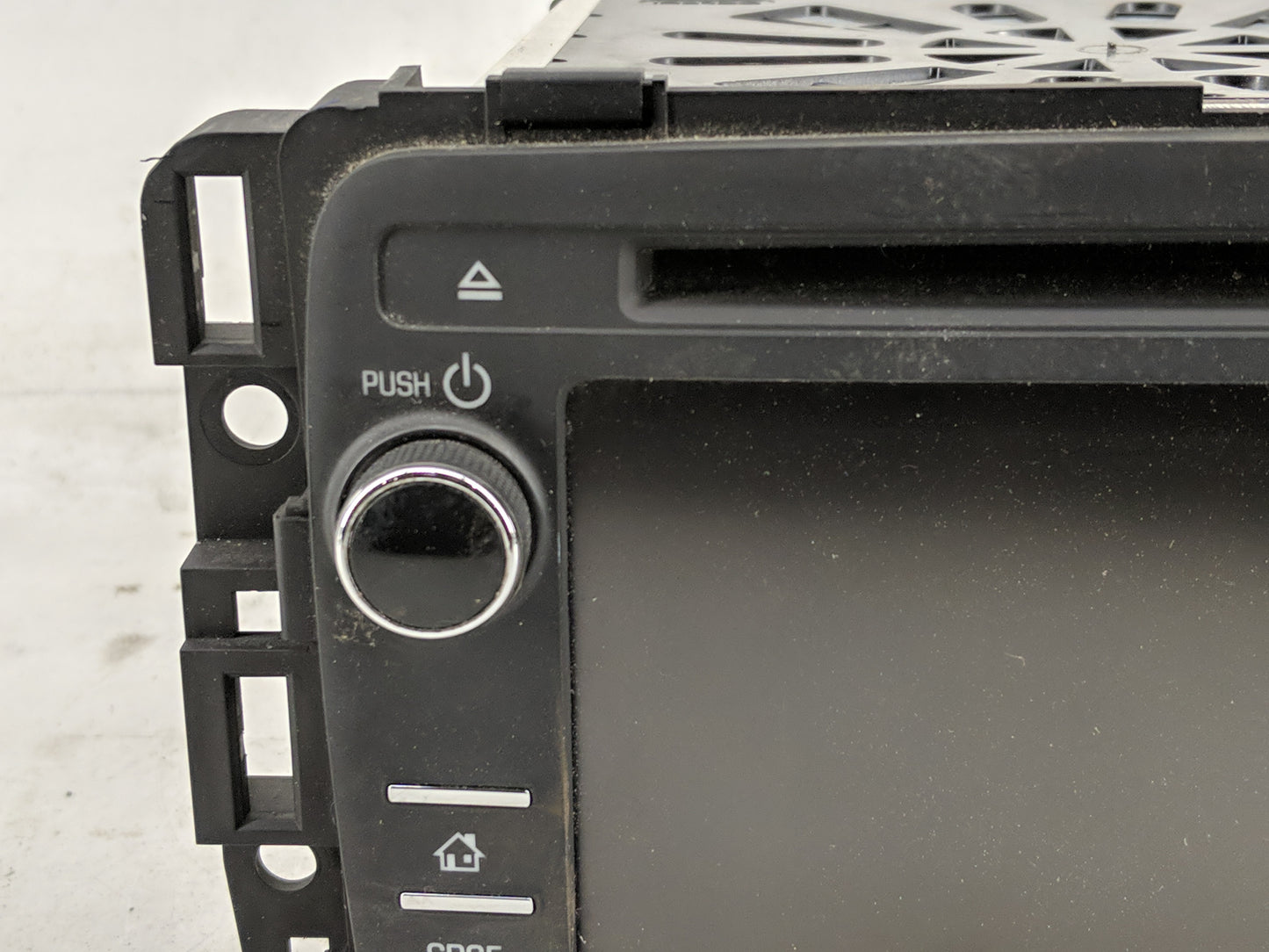2013-2014 Buick Enclave Radio AM FM Cd Player Receiver Replacement P/N:23130123 Fits Fits 2013 2014 OEM Used Auto Parts - Oe