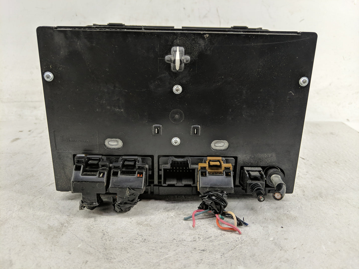 2013-2014 Buick Enclave Radio AM FM Cd Player Receiver Replacement P/N:23130123 Fits Fits 2013 2014 OEM Used Auto Parts - Oe