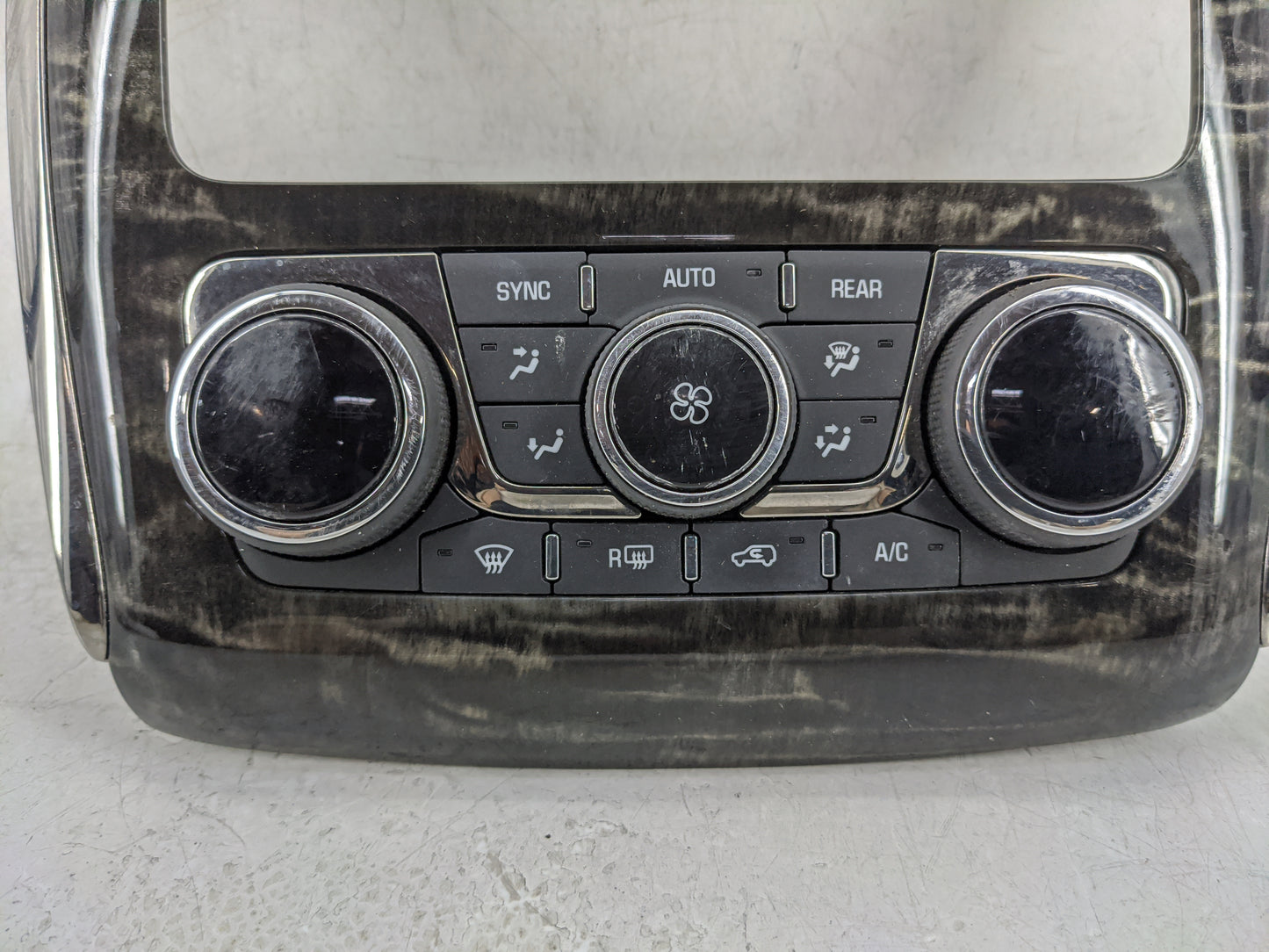 2013-2017 Buick Enclave Climate Control Module Temperature AC/Heater Replacement Fits Fits 2013 2014 2015 2016 2017 OEM Used