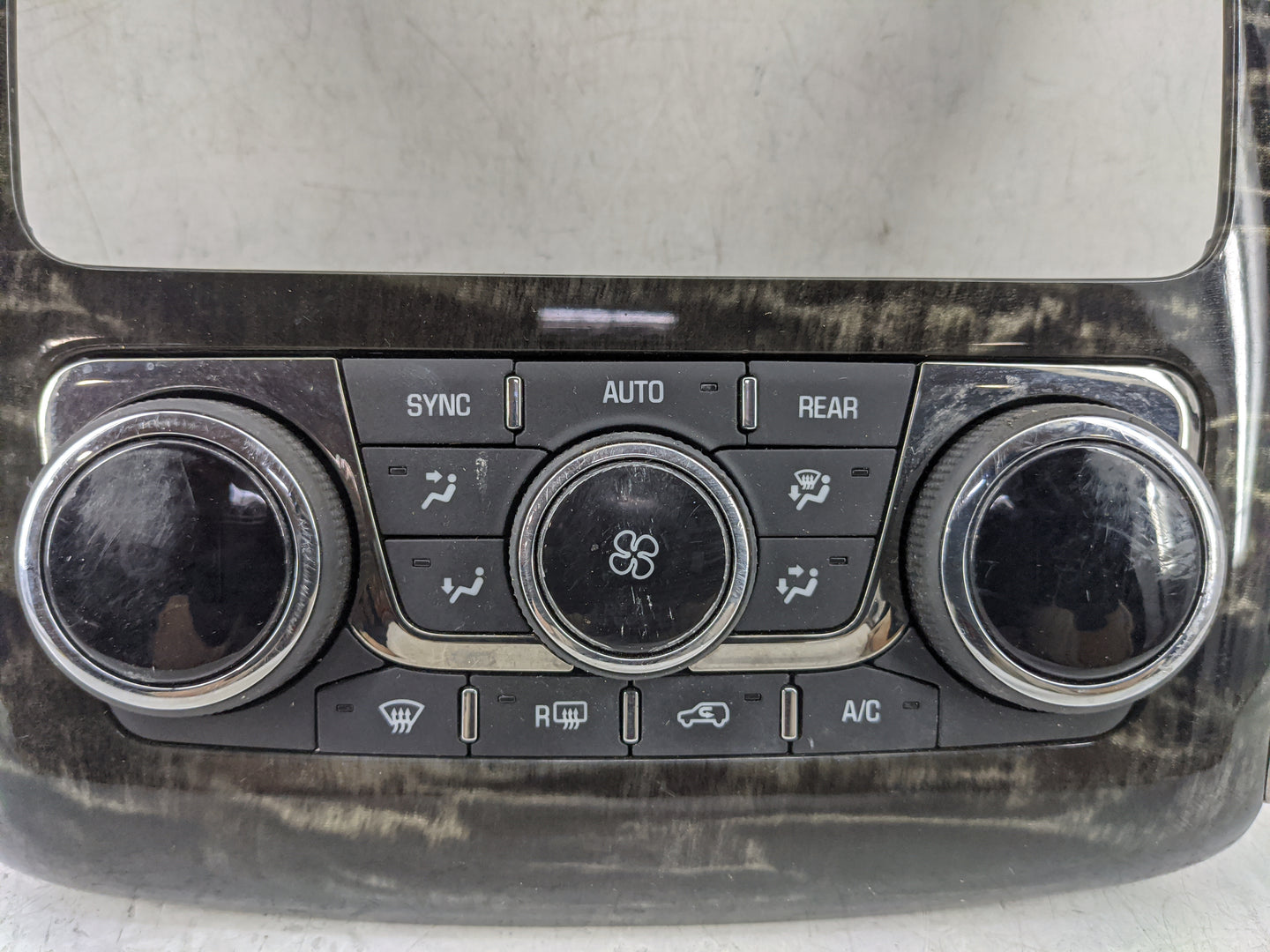 2013-2017 Buick Enclave Climate Control Module Temperature AC/Heater Replacement Fits Fits 2013 2014 2015 2016 2017 OEM Used