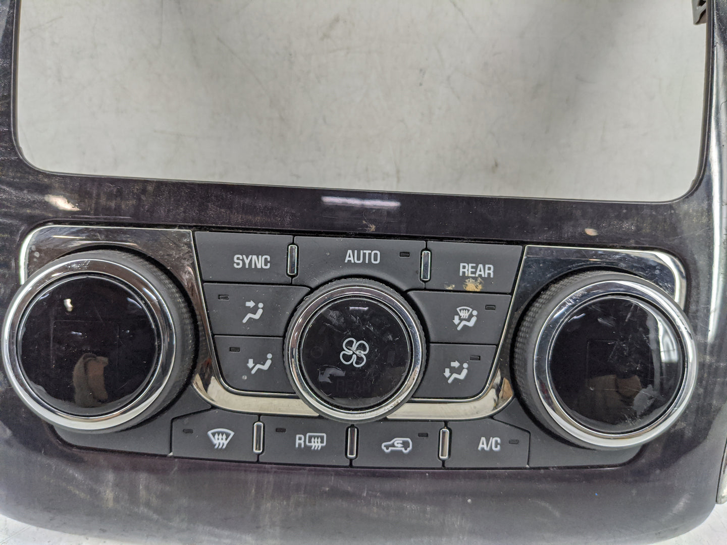 2013-2017 Buick Enclave Climate Control Module Temperature AC/Heater Replacement P/N:23132403 Fits Fits 2013 2014 2015 2016 