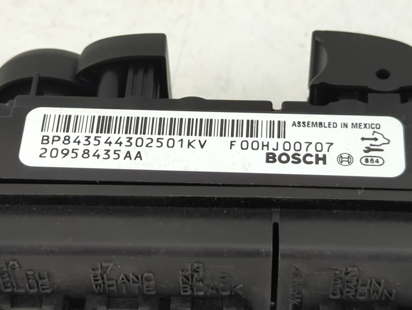 2010-2017 Buick Enclave Master Power Window Switch Replacement Driver Side Left P/N:20958435AA Fits OEM Used Auto Parts - Oe