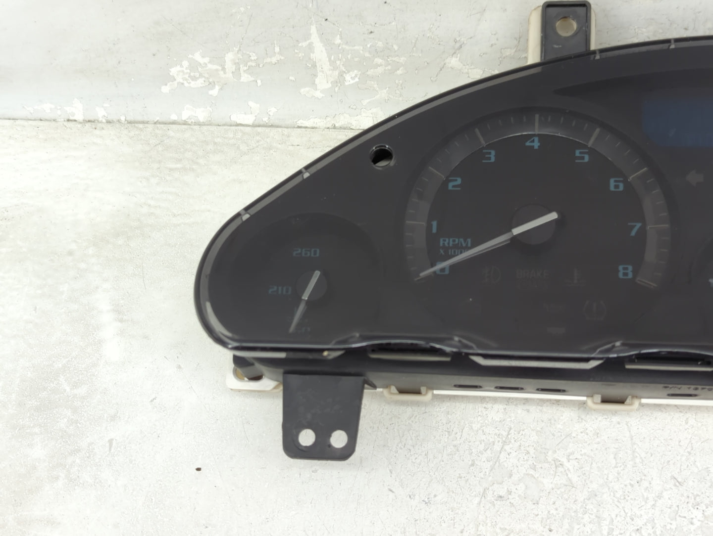 2013 Buick Enclave Instrument Cluster Speedometer Gauges P/N:1370166 855075 Miles: Fits OEM Used Auto Parts - Oemusedautopar