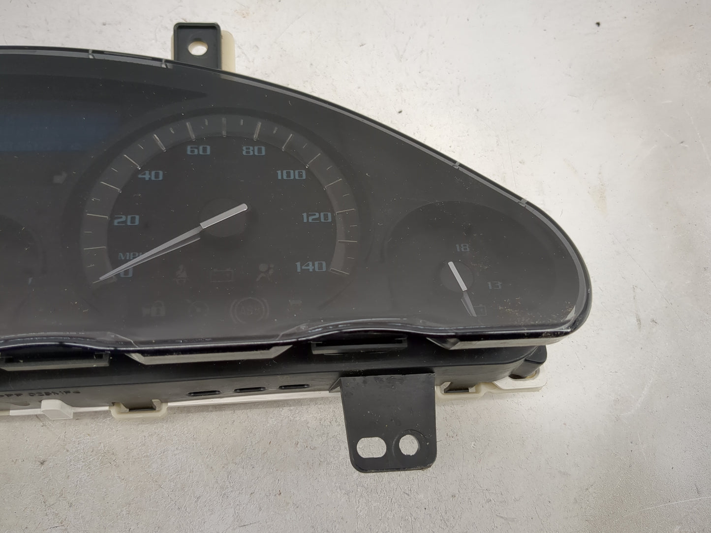 2008-2012 Buick Enclave Instrument Cluster Speedometer Gauges P/N:1370166 855075 Miles: Fits Fits 2008 2009 2010 2011 2012 O