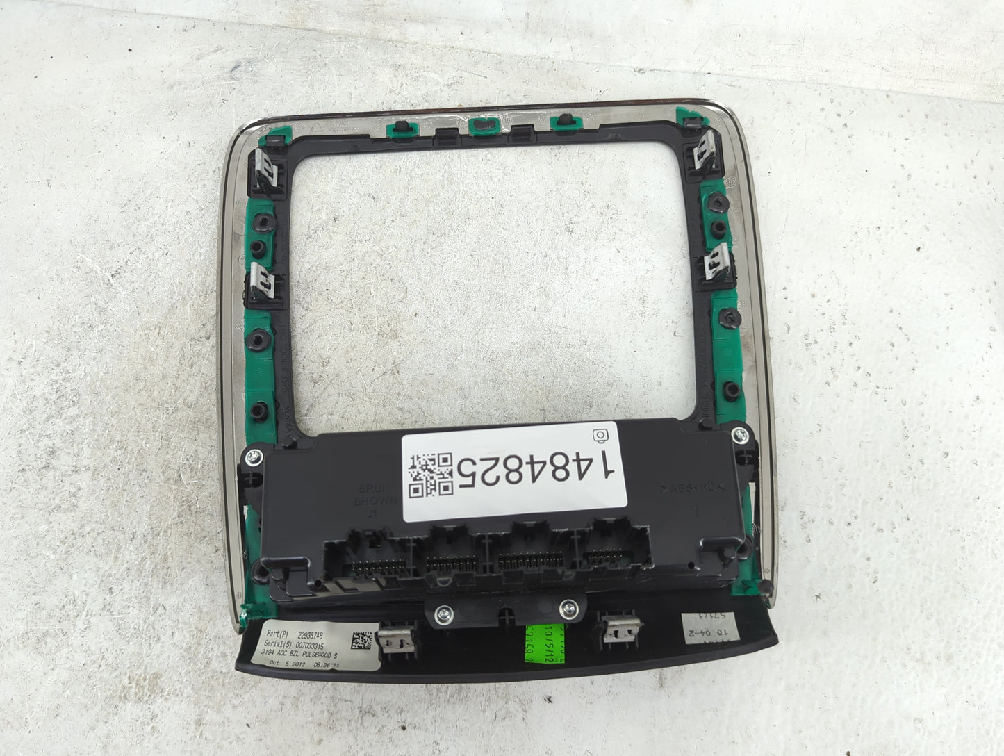 2013 Buick Enclave Climate Control Module Temperature AC/Heater Replacement P/N:22935748 Fits OEM Used Auto Parts - Oemuseda