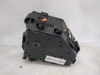2013-2014 Buick Enclave Fusebox Fuse Box Panel Relay Module P/N:22933348 28220996 Fits Fits 2013 2014 OEM Used Auto Parts - 