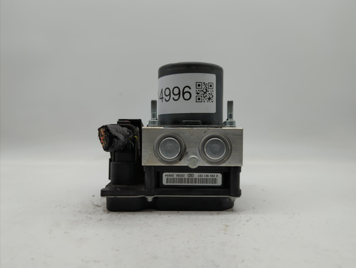 2012-2017 Buick Enclave ABS Pump Control Module Replacement P/N:2822156 22912779 Fits Fits 2012 2013 2014 2015 2016 2017 OEM