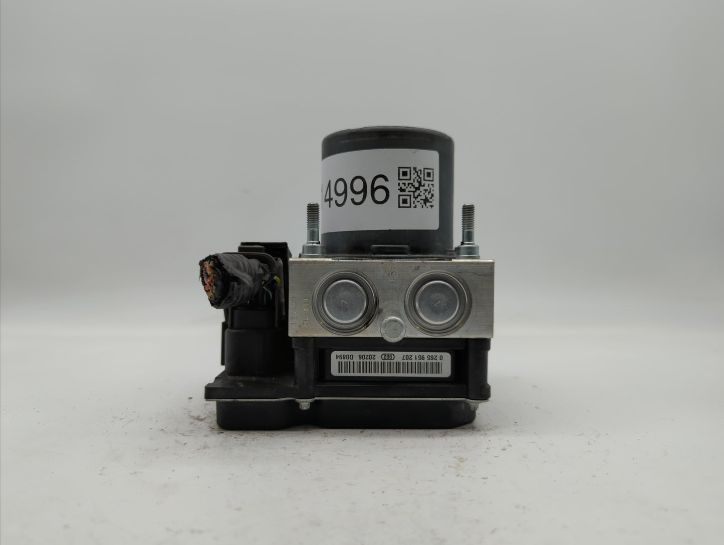 2012-2017 Buick Enclave ABS Pump Control Module Replacement P/N:2822156 22912779 Fits Fits 2012 2013 2014 2015 2016 2017 OEM