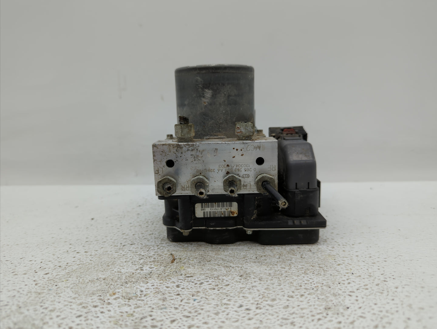 2012-2017 Buick Enclave ABS Pump Control Module Replacement P/N:22912779 22893247 Fits Fits 2012 2013 2014 2015 2016 2017 OE