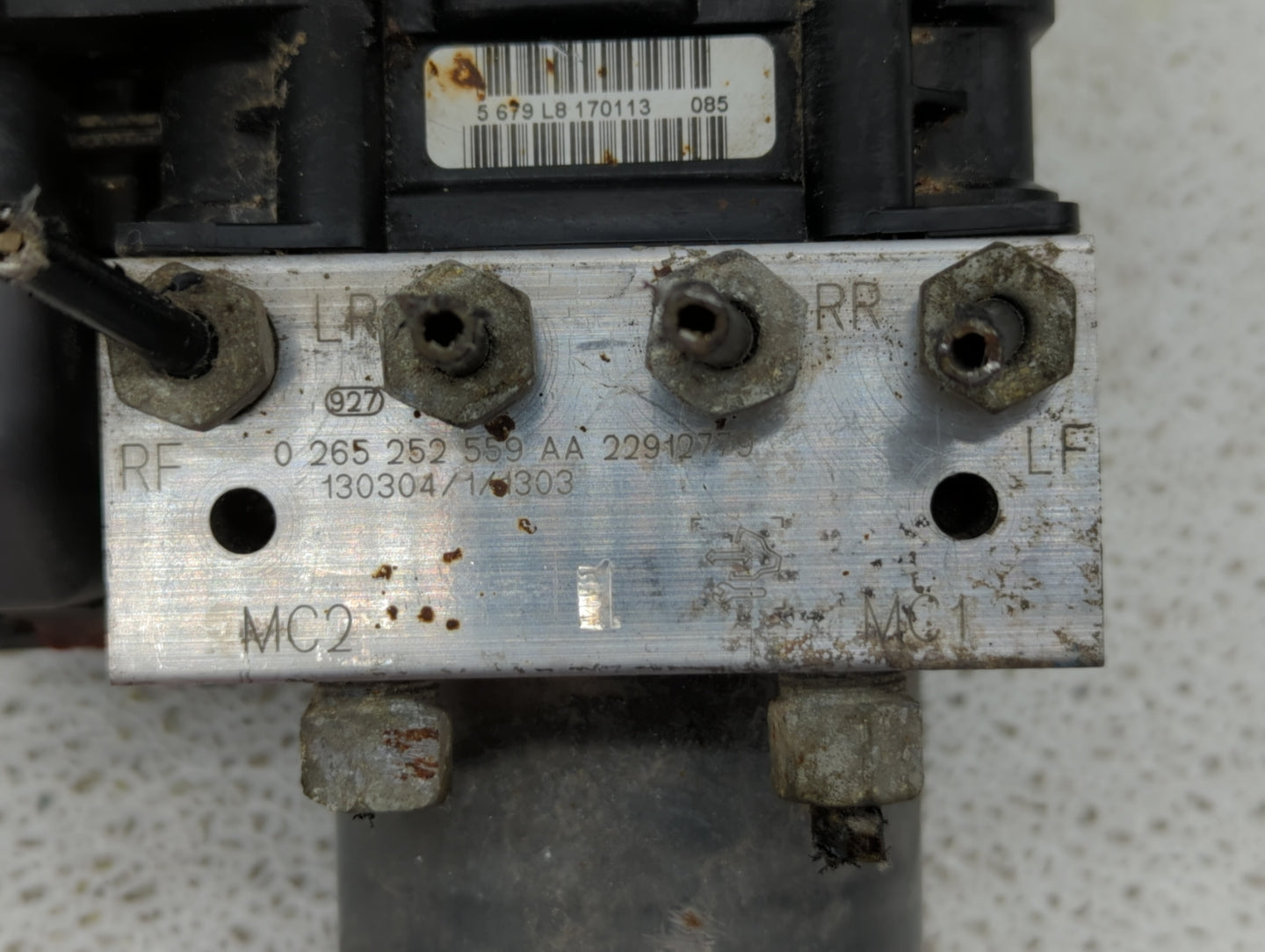 2012-2017 Buick Enclave ABS Pump Control Module Replacement P/N:22912779 22893247 Fits Fits 2012 2013 2014 2015 2016 2017 OE