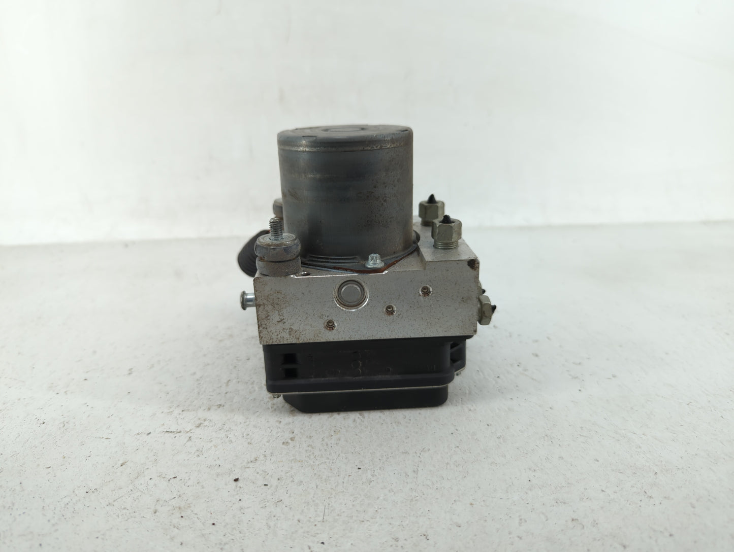 2012-2017 Buick Enclave ABS Pump Control Module Replacement P/N:22912779 23407415 Fits Fits 2012 2013 2014 2015 2016 2017 OE