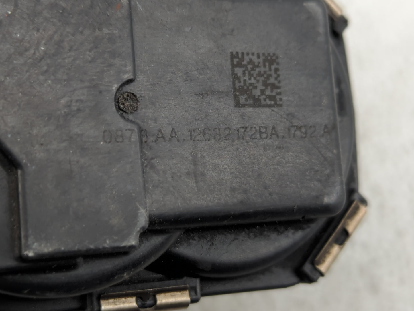 2012-2020 Buick Enclave Throttle Body P/N:12632172BA Fits Fits 2012 2013 2014 2015 2016 2017 2018 2019 2020 2021 2022 OEM Us