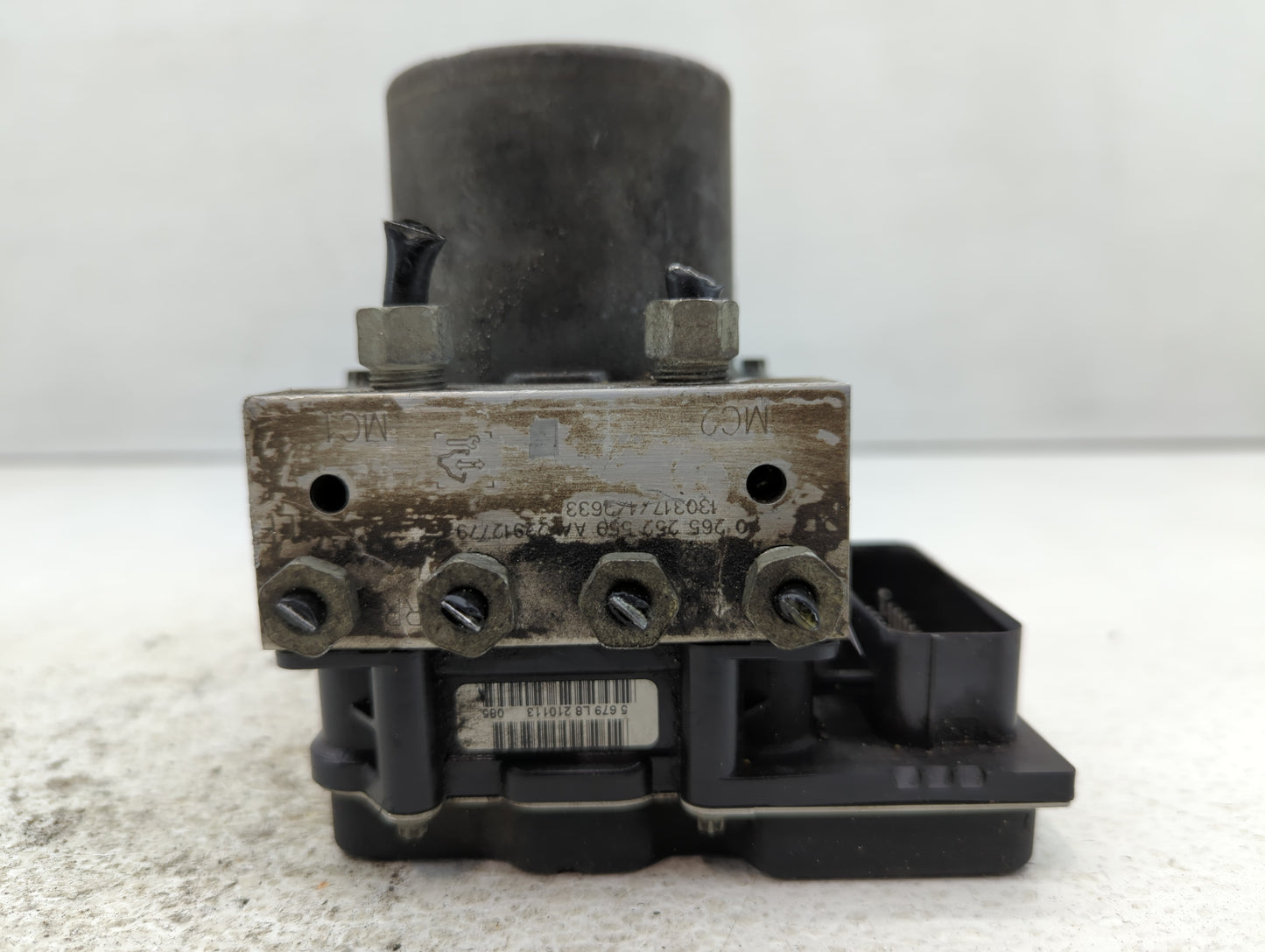 2012-2017 Buick Enclave ABS Pump Control Module Replacement P/N:22912779 Fits Fits 2012 2013 2014 2015 2016 2017 OEM Used Au