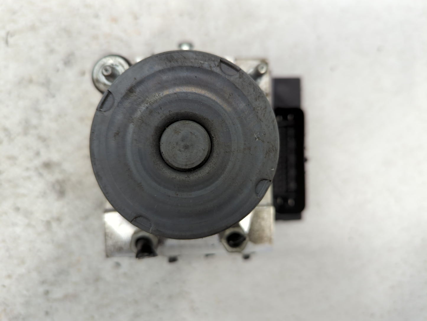 2012-2017 Buick Enclave ABS Pump Control Module Replacement P/N:22912779 Fits Fits 2012 2013 2014 2015 2016 2017 OEM Used Au