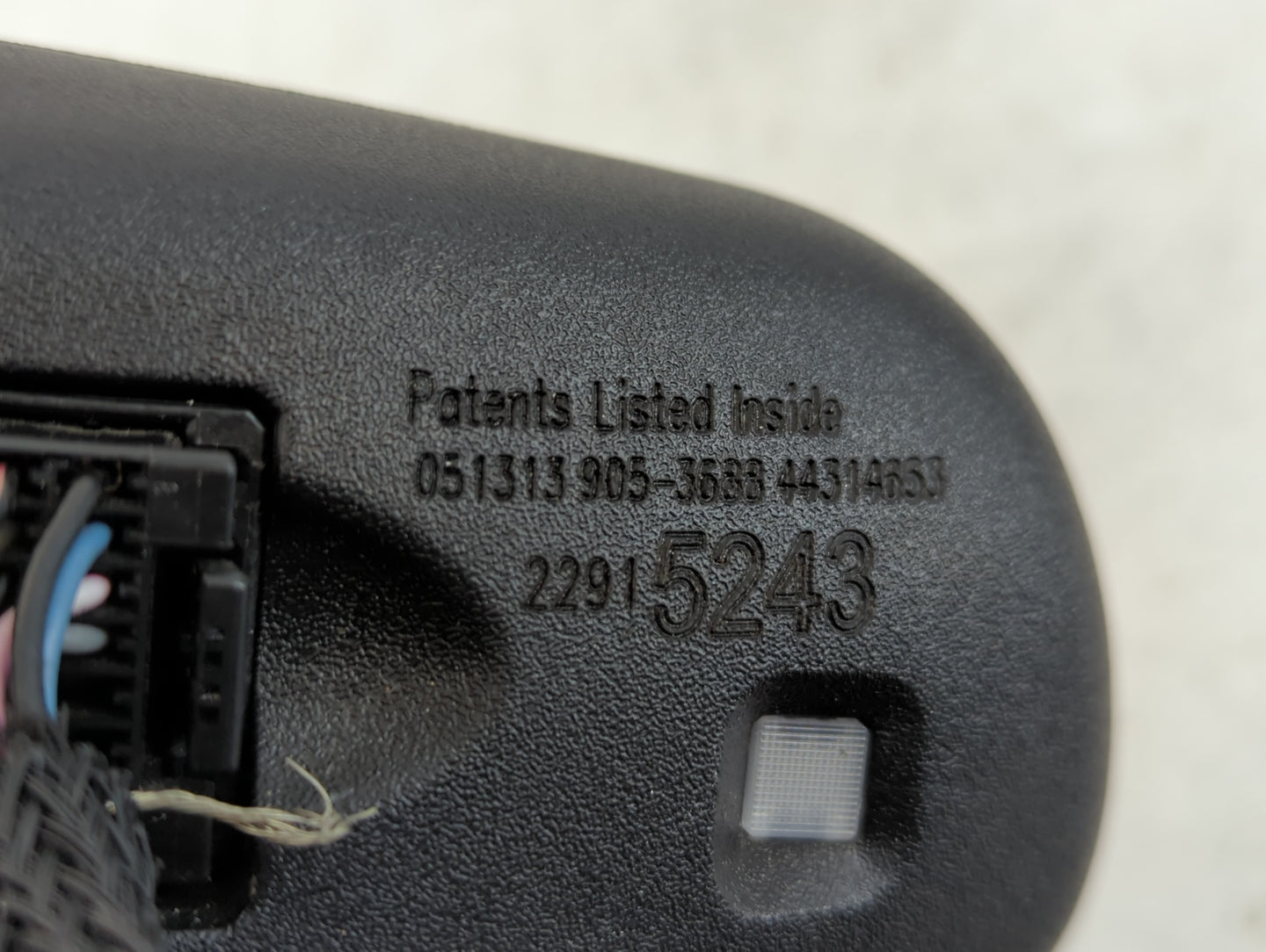 2009-2017 Buick Enclave Interior Rear View Mirror Replacement OEM P/N:22915243 Fits OEM Used Auto Parts - Oemusedautoparts1.