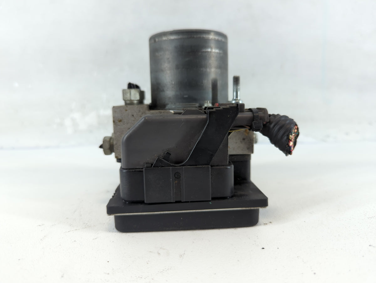 2012-2017 Buick Enclave Anti-Lock Brake ABS Pump Module Actuator OEM P/N:22912779 Fits Fits 2012 2013 2014 2015 2016 2017 OE
