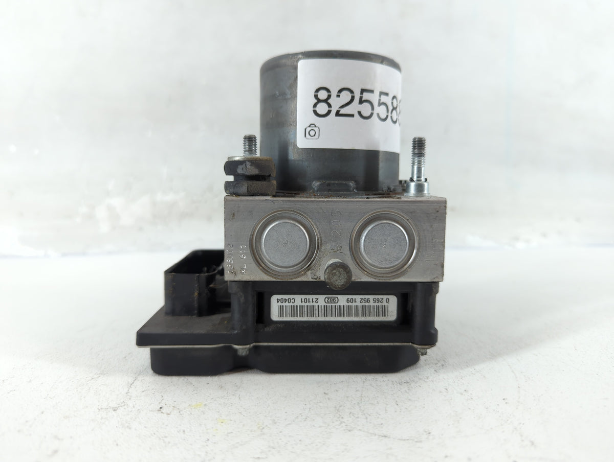 2012-2017 Buick Enclave Anti-Lock Brake ABS Pump Module Actuator OEM Fits Fits 2012 2013 2014 2015 2016 2017 OEM Used Auto P