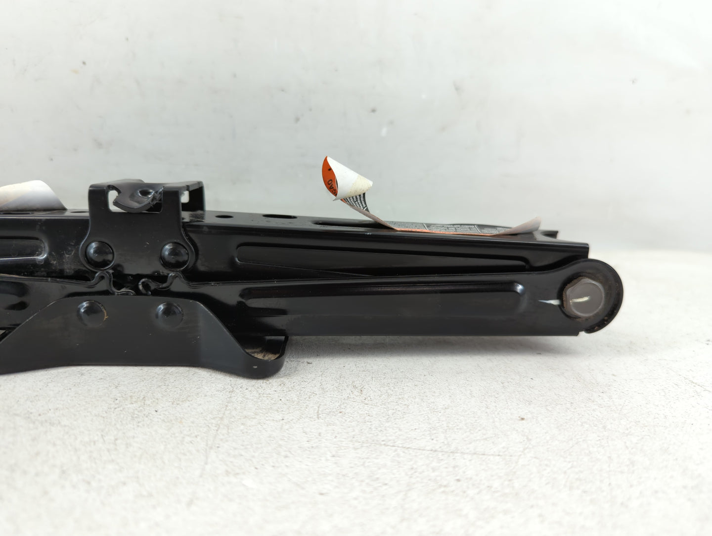 2013 Buick Encore Spare Scissor Car Jack - Oemusedautoparts1.com